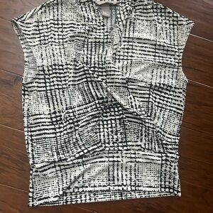 H&M black and ivory XS Abstract Print Blouse